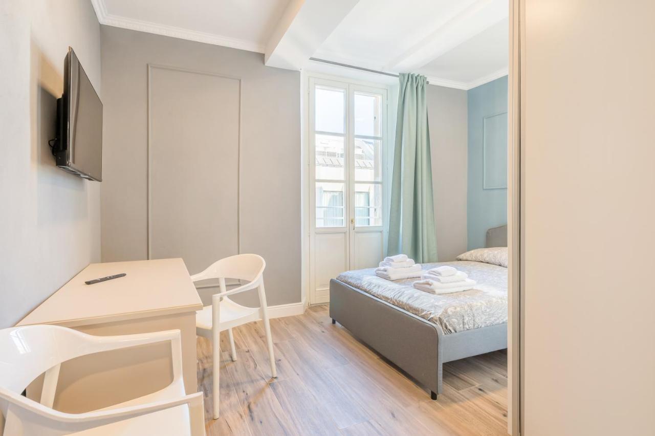 Raffinato Apt Vicino A Piazza Garibaldi X5 パルマ エクステリア 写真